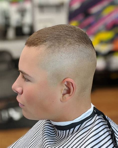 Mobile haircuts - I am very amicable, reliable and dedicated and look forward to meeting you soon! Call 089 229 7616 to make an appointment or book below. How Did You Hear About Us? The mobile barber service covers all areas on the Southside of Dublin and County Dublin including, but not limited to, Ballyogan, Ballsbridge, Ballinteer, Blackrock, Cabinteely ... 